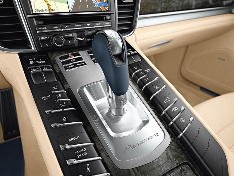 Illustration for article titled Porsche Panamera, Turbo Shows Us Insides, Starts At $89,800